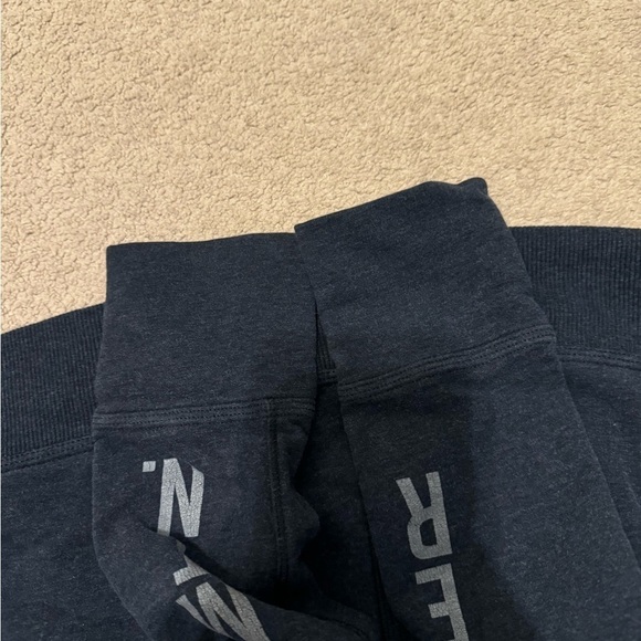 Lululemon stress less hoodie size 6 vguc - Picture 11 of 11